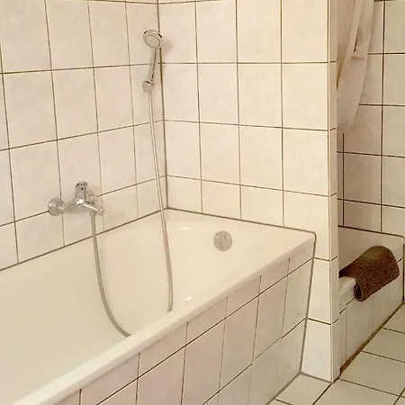 Live In The Mkk Apartment